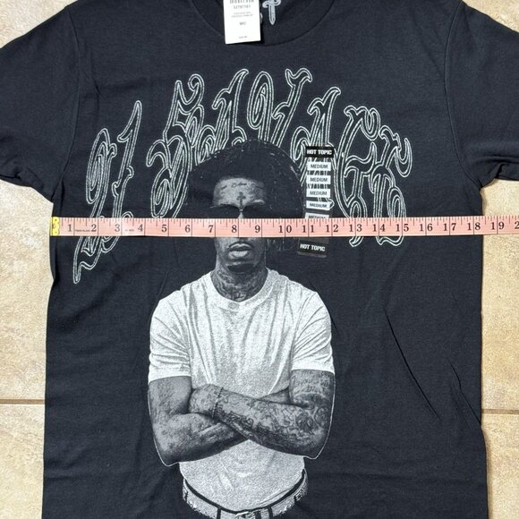 21 Savage Portrait Boyfriend Fit Juniors T-Shirt MEDIUM New - Picture 2 of 6